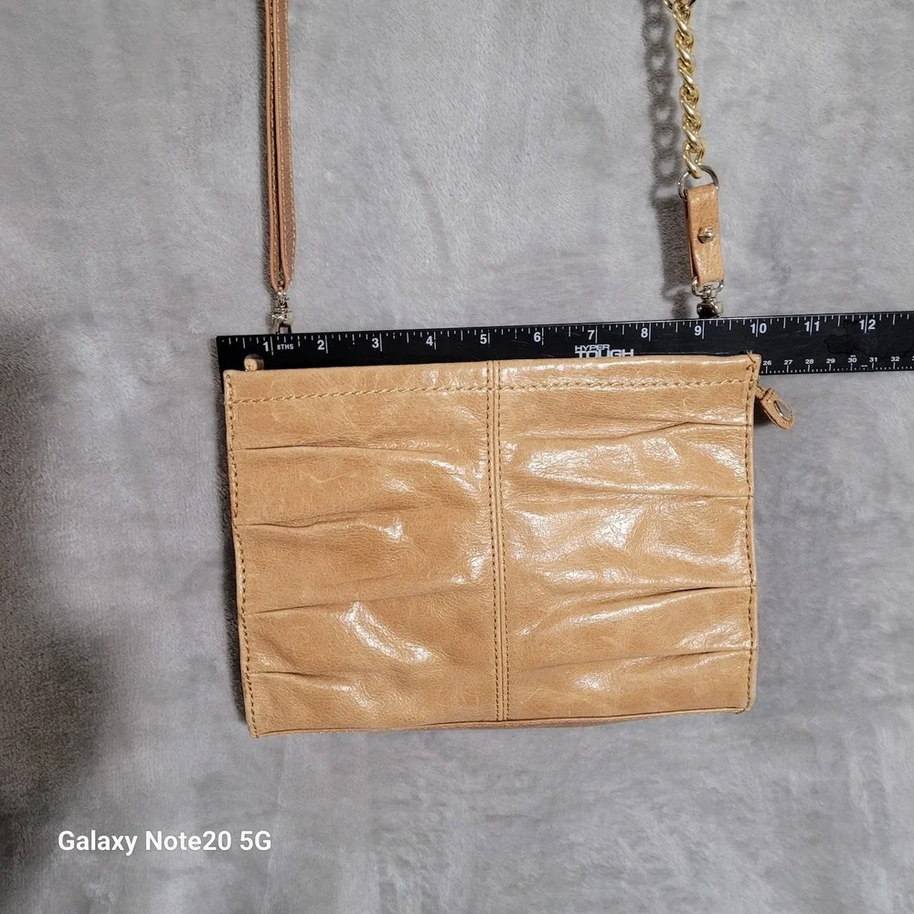 THE SAK Tan Glazed Leather Crossbody Pleated Bag/Purse Zip Top Removable Strap